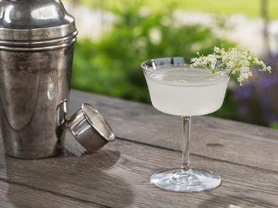 Elderflower Martini - easy gin cocktails
